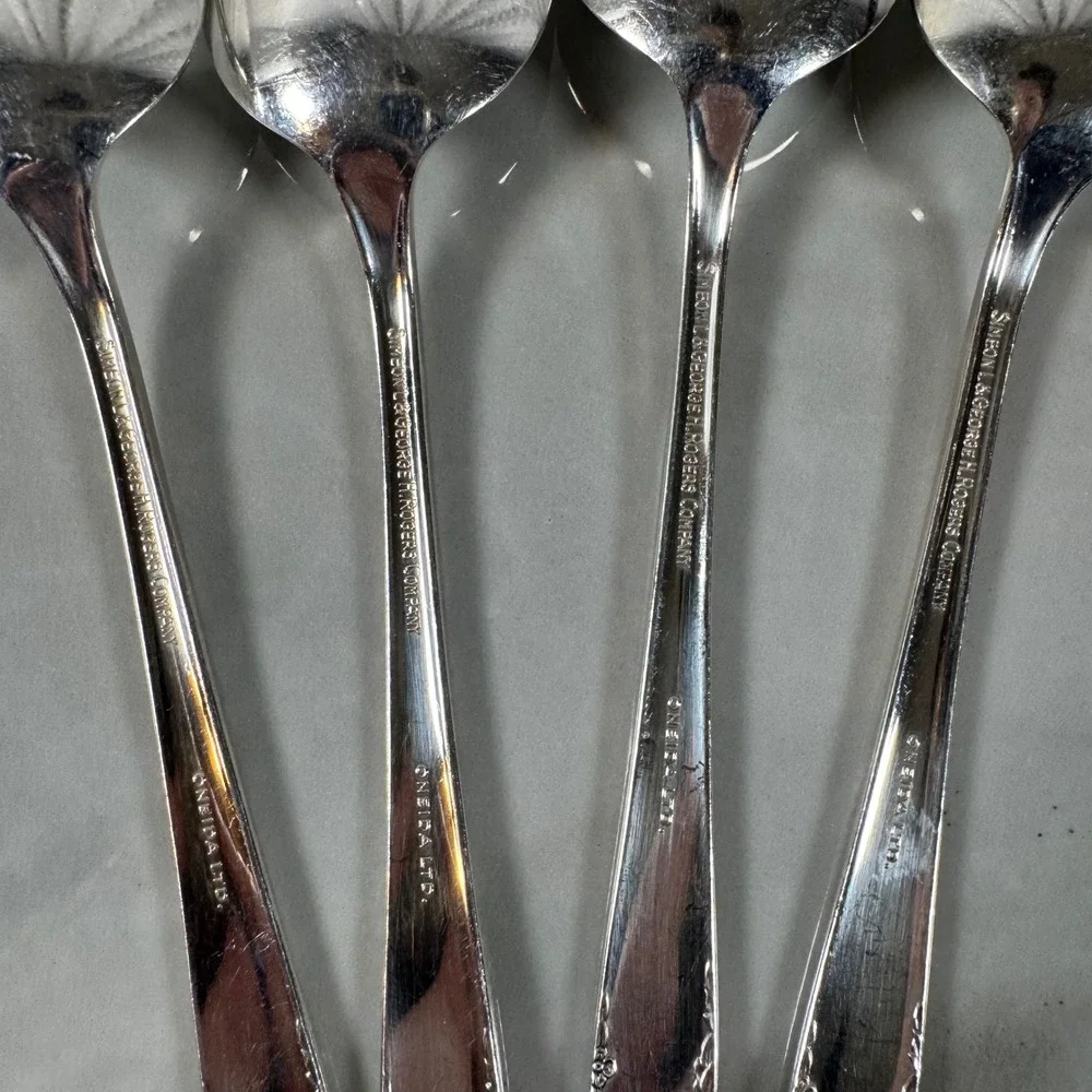 Set of 4 Oneida Simeon L & George H Rogers‎ Silver Plated Teaspoons Lot 1